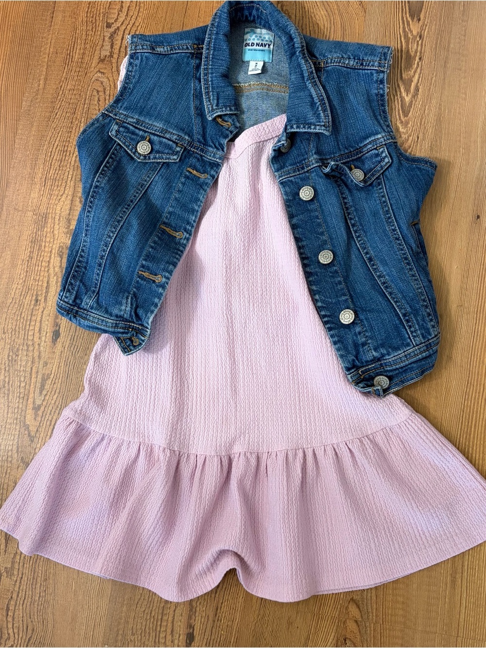 Old Navy Blue Denim Vest with Light Pink Textured Dress size 5 and M chic